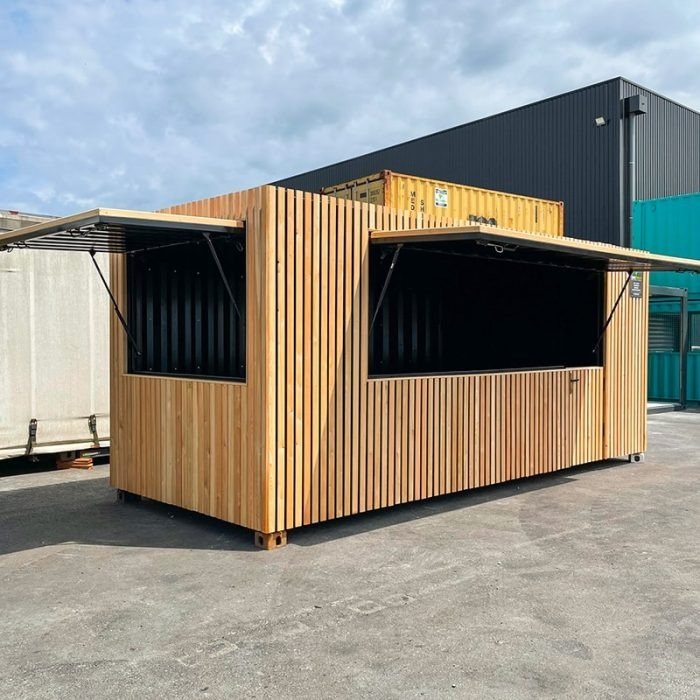 Container snack & restaurant