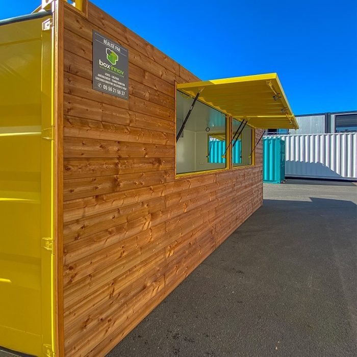 Container snack & restaurant